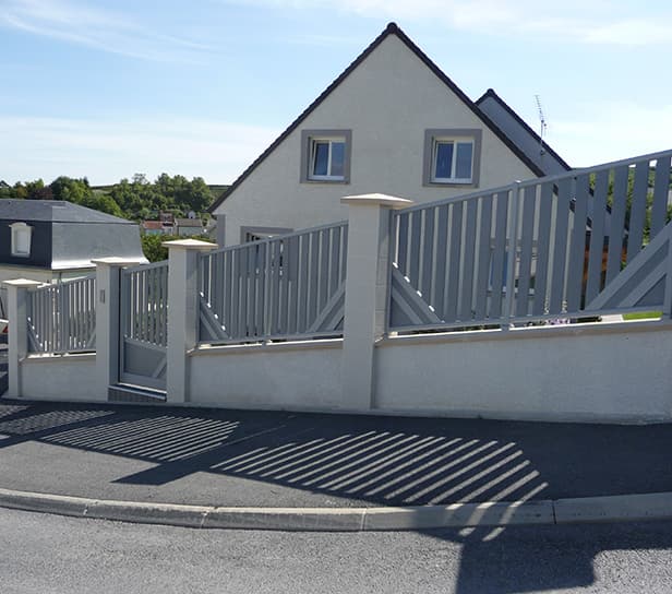 Fabrication sur-mesure et installation Clôture